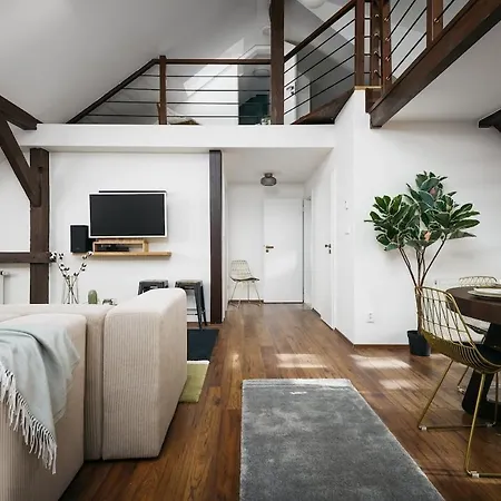 Apartamento Luxury Haven 3br Penthouse, 3bath, Hot Tub & Roof