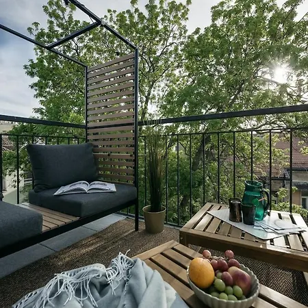 Luxury Haven 3br Penthouse, 3bath, Hot Tub & Roof Praga