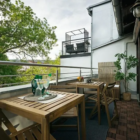 Luxury Haven 3br Penthouse, 3bath, Hot Tub & Roof Apartamento