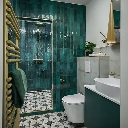 Apartamento Luxury Haven 3br Penthouse, 3bath, Hot Tub & Roof Praga